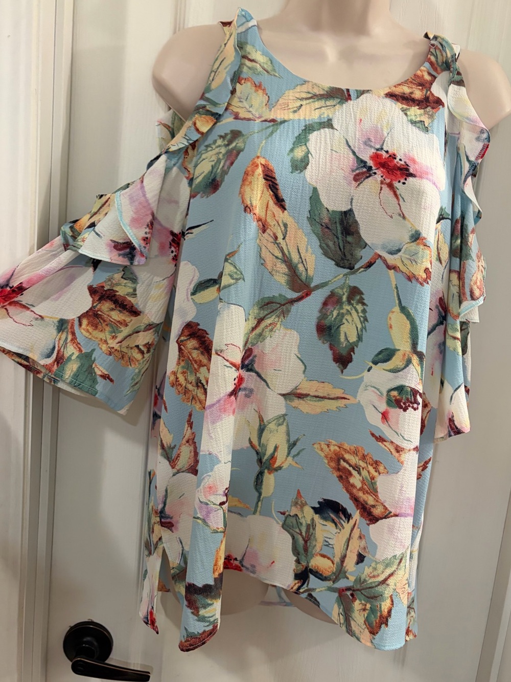 Umber Light Blue Floral Cold-Shoulder Blouse